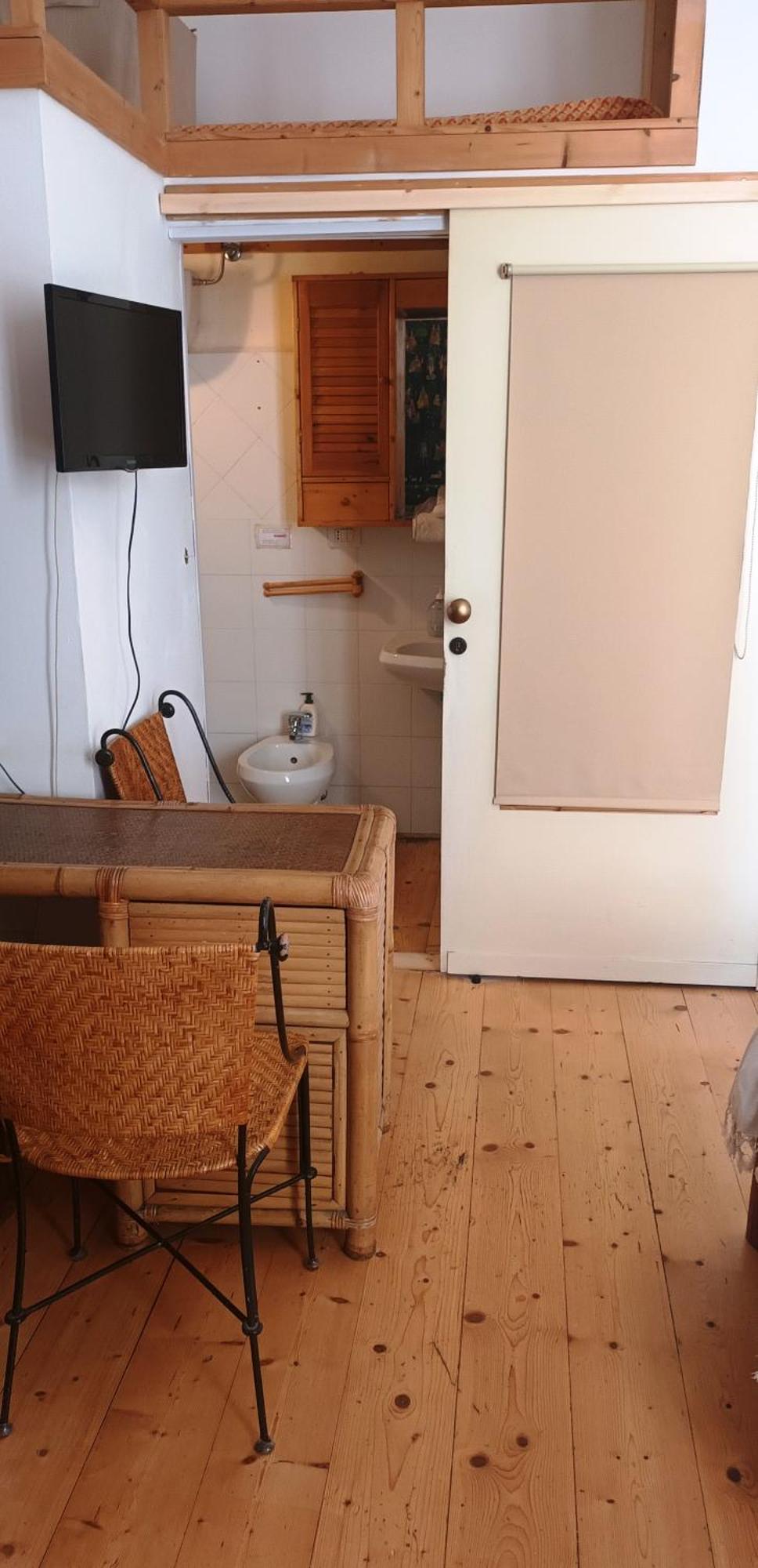 B&B Le Finestre Su Via Cavour Sassari Habitación foto